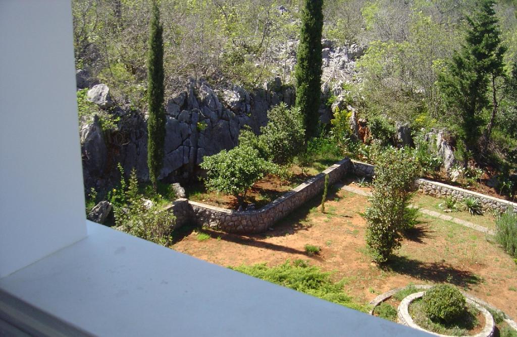 Vila Jadranka Apartments And Rooms Omišalj Δωμάτιο φωτογραφία